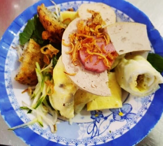bánh cuốn trứng lạng sơn