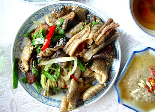 tac ke xao lan dac san dong thap 01